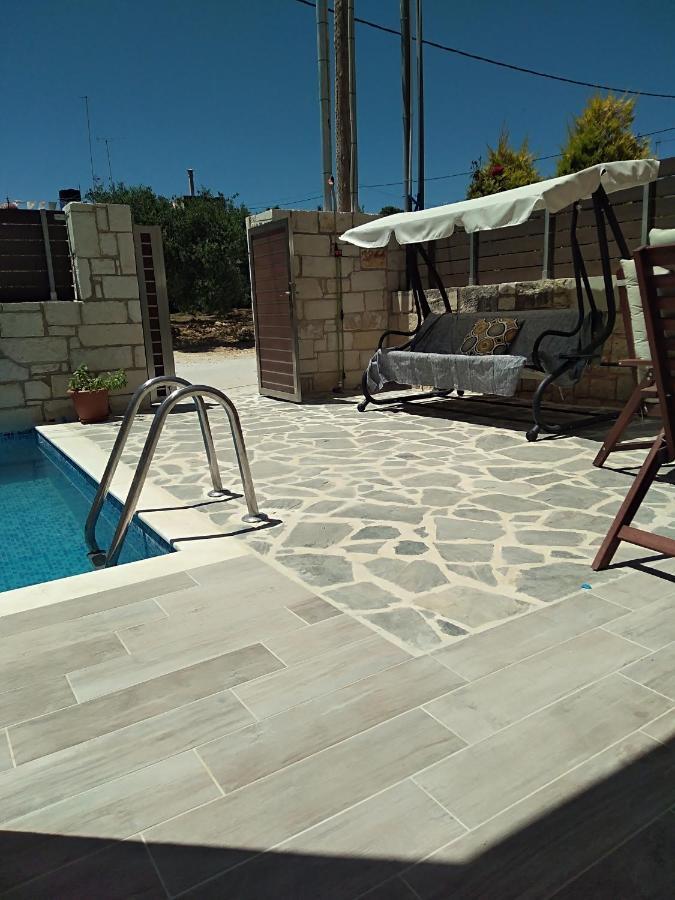 “Theeporto” Maisonette With Pool Gouves Exterior photo